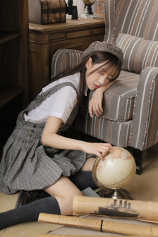 电影尼姑也疯狂在线观看
